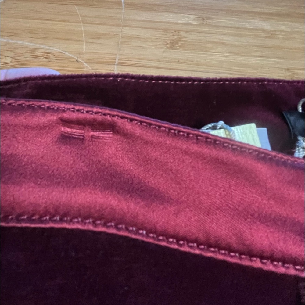 Roberto Cavalli Burgundy Velvet Cropped Pants - Picture 11 of 11